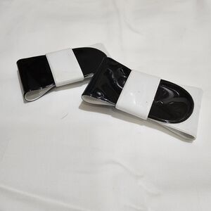 Sears Black and White Hair Clips